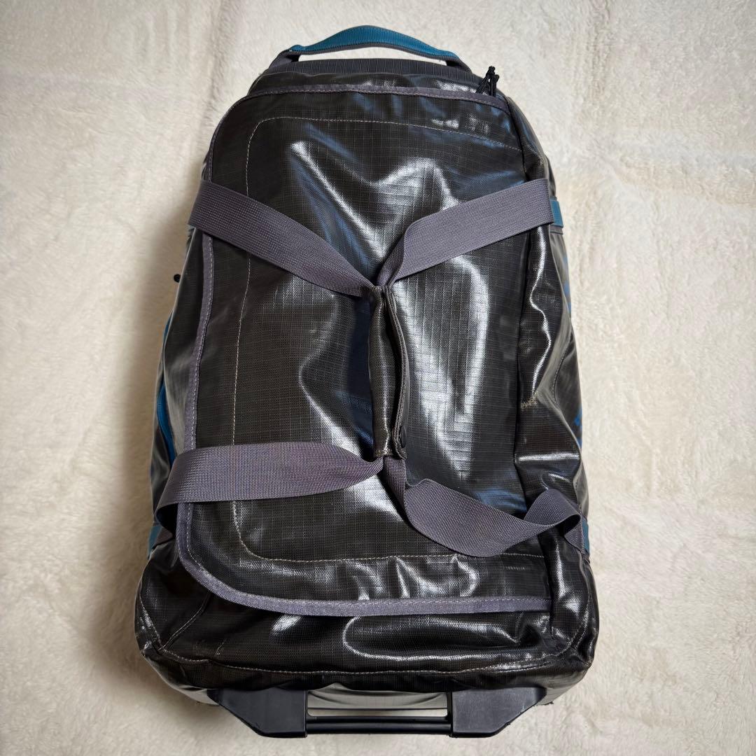 人気パタゴニア　ブラックホール ウィールド ダッフル 40Lグレー