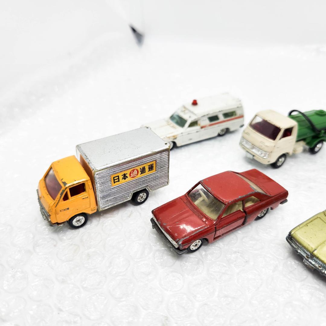 トミカ 日本製 セット ハイエース ブルーバード コルトギャラン 救急車等