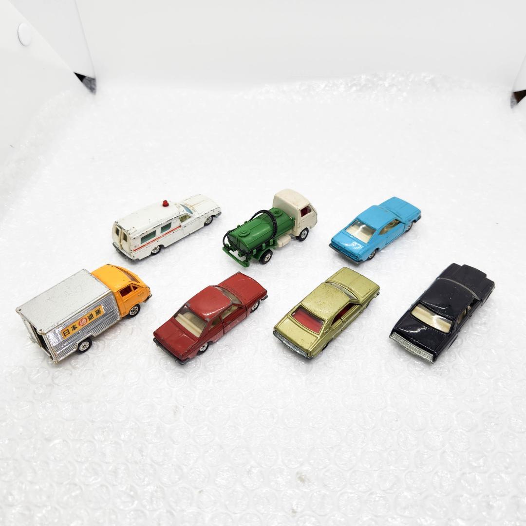 トミカ 日本製 セット ハイエース ブルーバード コルトギャラン 救急車等