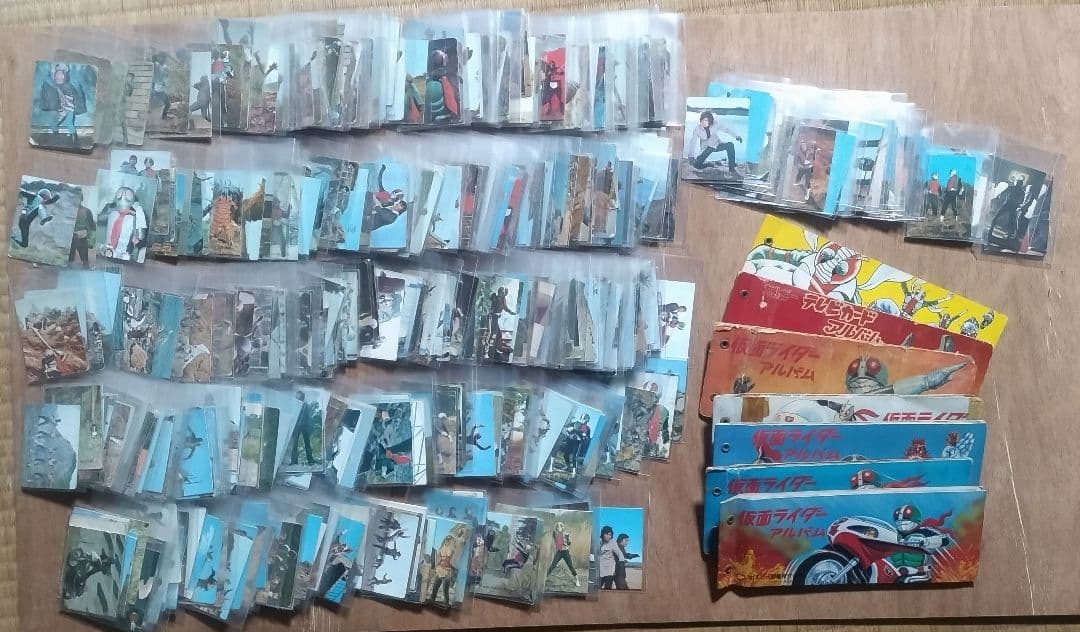 旧カルビー仮面ライダーカード ダブリ無し496枚、496種 アルバム7冊セット