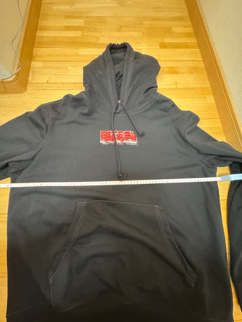 大人気のDIESEL グレー パーカー