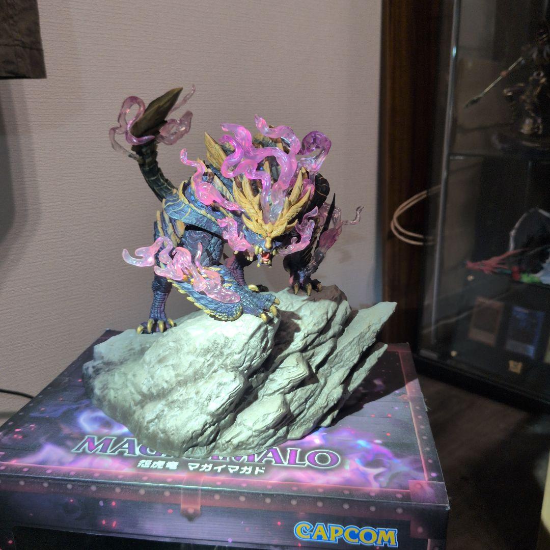 モンスターハンター　怨虎竜マガイマガド　傷あり　クリエイターズモデル