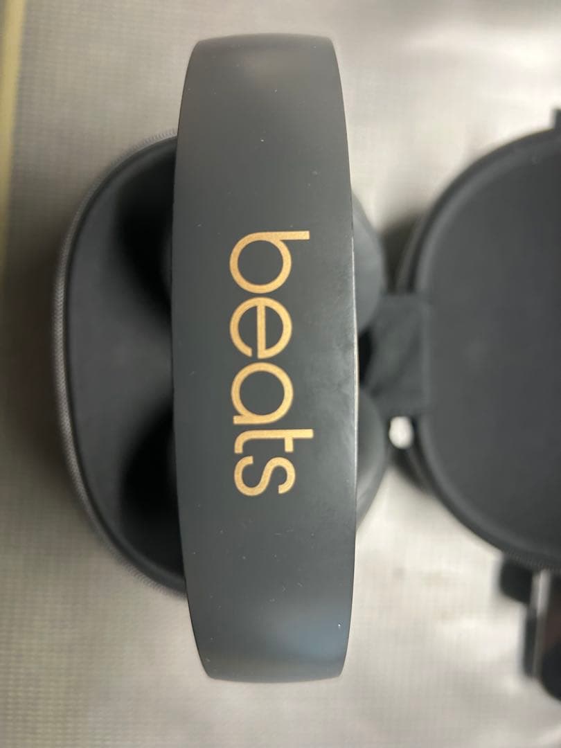 ヘッドホン Beatsstudio3 wireless