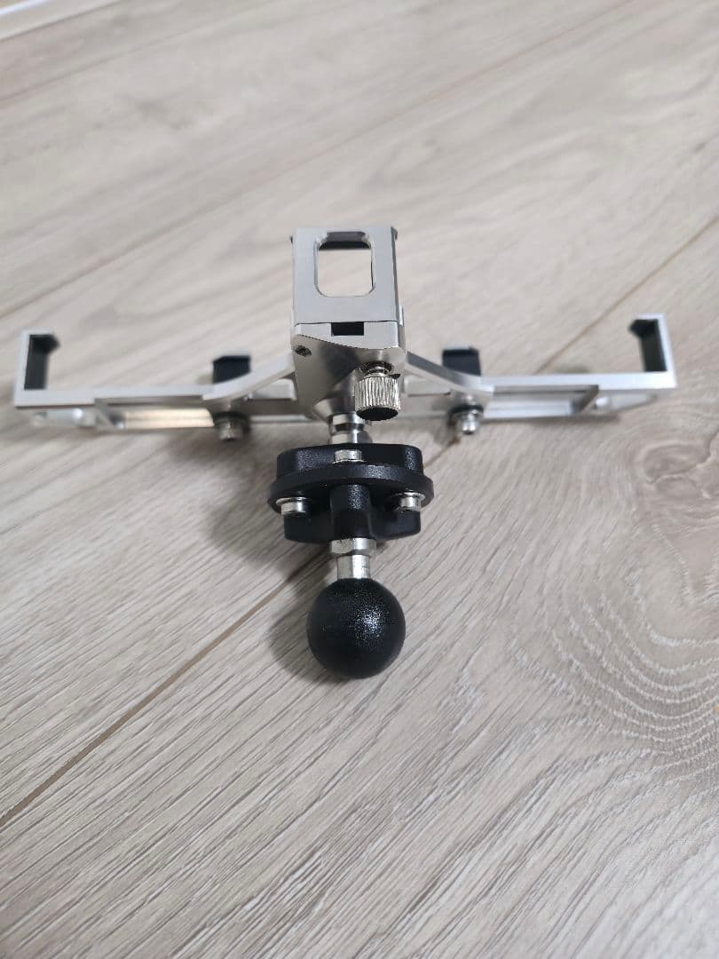 サインハウス　SYGNHOUSE 　バイク用　スマホホルダー