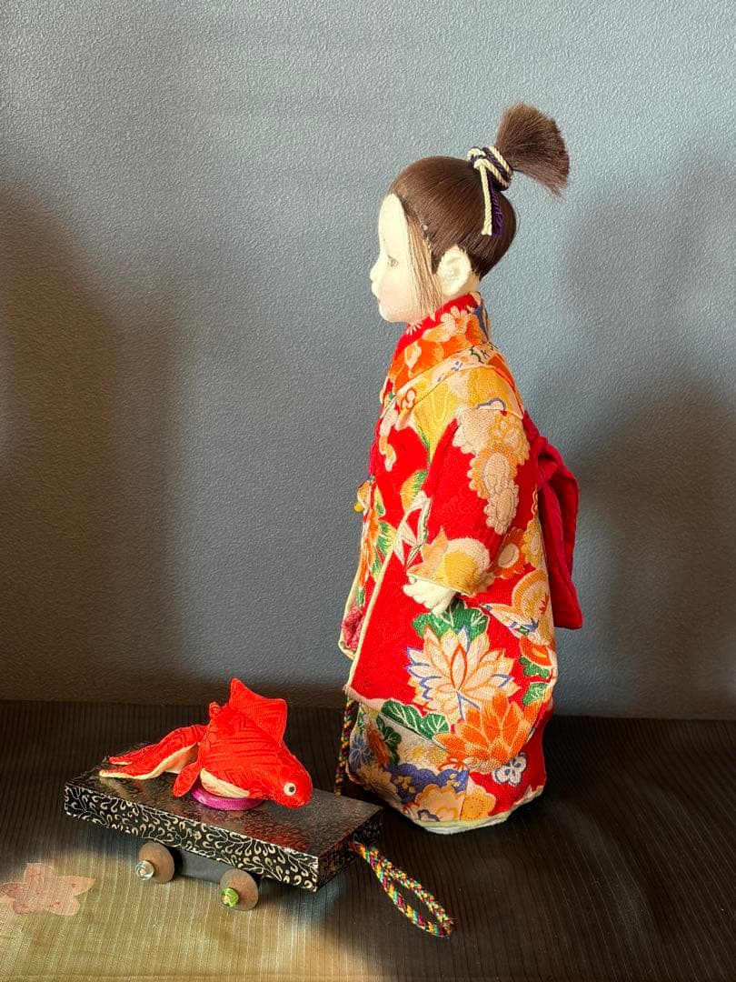 創作人形　金魚(高さ35cm)