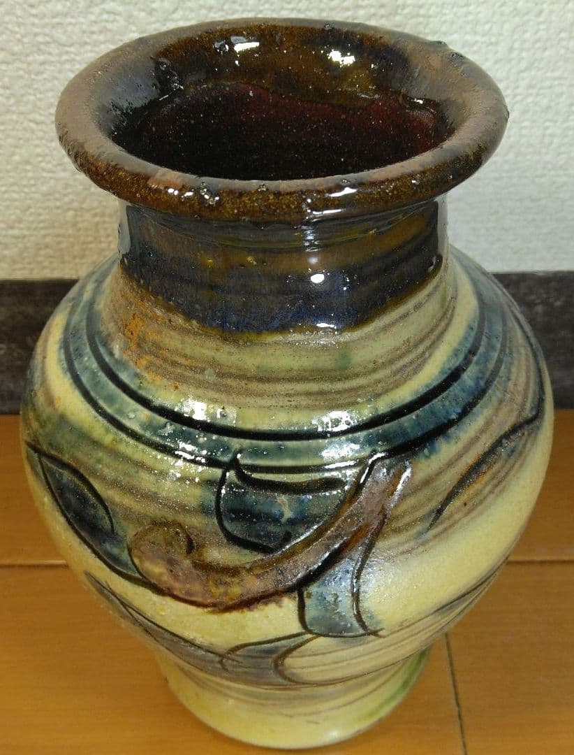 人間国宝 金城次郎 海老魚紋花瓶 栞 共箱 壺屋焼 壷屋焼 美品 晩年作