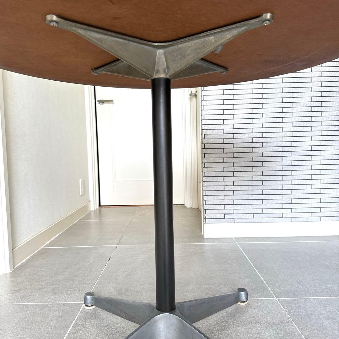 むうハーマンミラー コントラクトベーステーブル 天板直径90cm