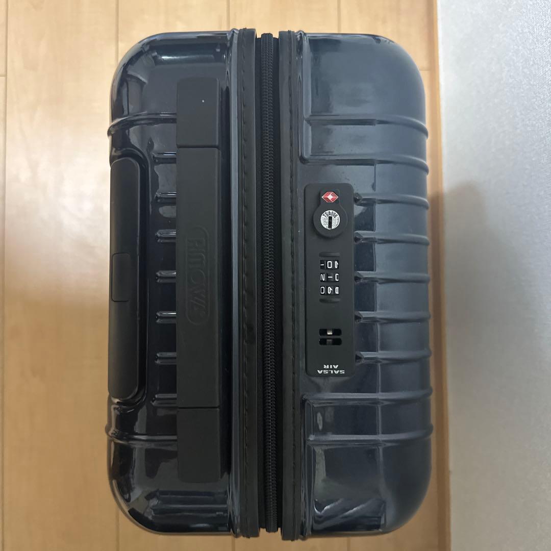 神龍高原　RIMOWA サルサエア 濃紺