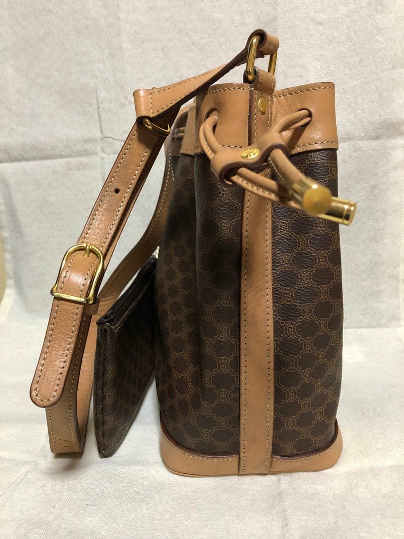 CELINEマカダム柄ショルダーバッグ