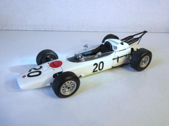 特価 EBBRO (1/20) ホンダ RA271