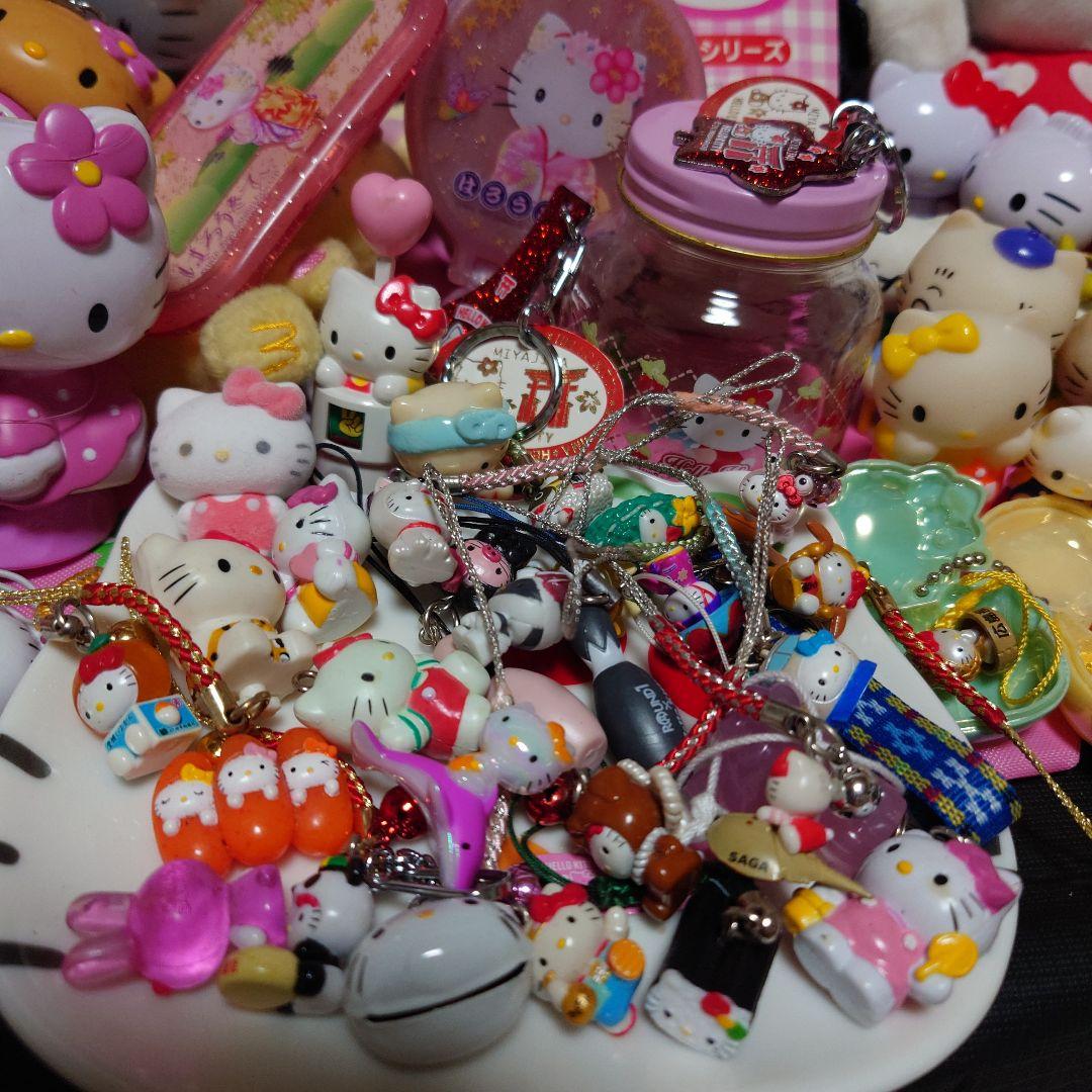 サンリオ ハローキティ 大量 グッズ まとめ売り ぬいぐるみ ストラップ 根付