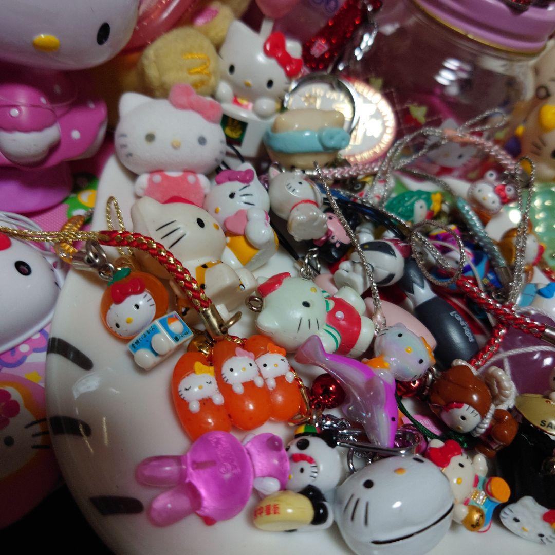 サンリオ ハローキティ 大量 グッズ まとめ売り ぬいぐるみ ストラップ 根付