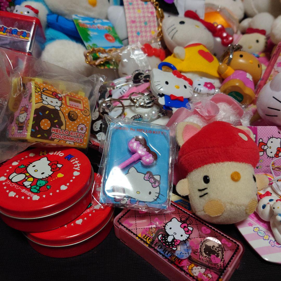 サンリオ ハローキティ 大量 グッズ まとめ売り ぬいぐるみ ストラップ 根付