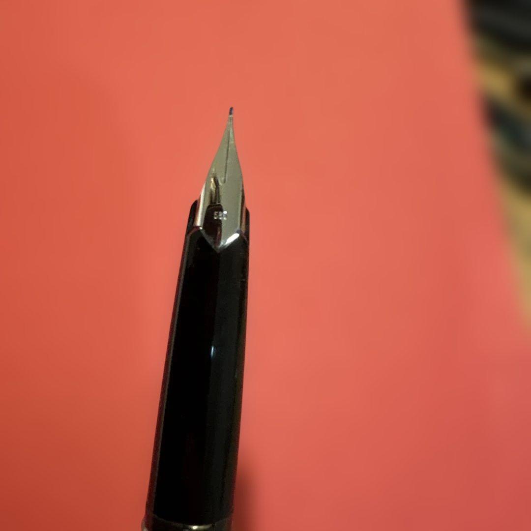 R**様 Montblanc 万年筆14K