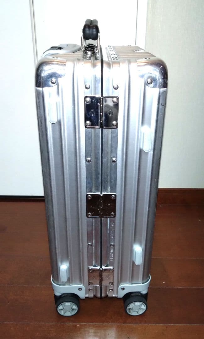 RIMOWA✈️クラッシック キャビン　4輪　33L