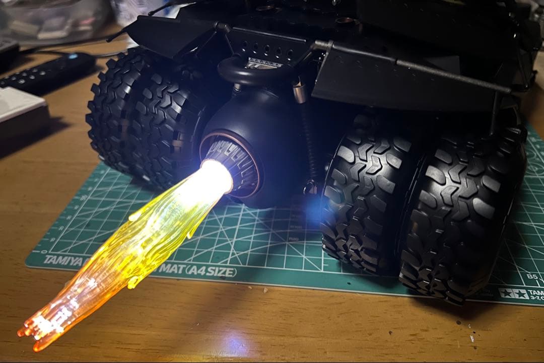 1/12 バットモービル とバットマンフィギュアキットの完成品(LED電飾)