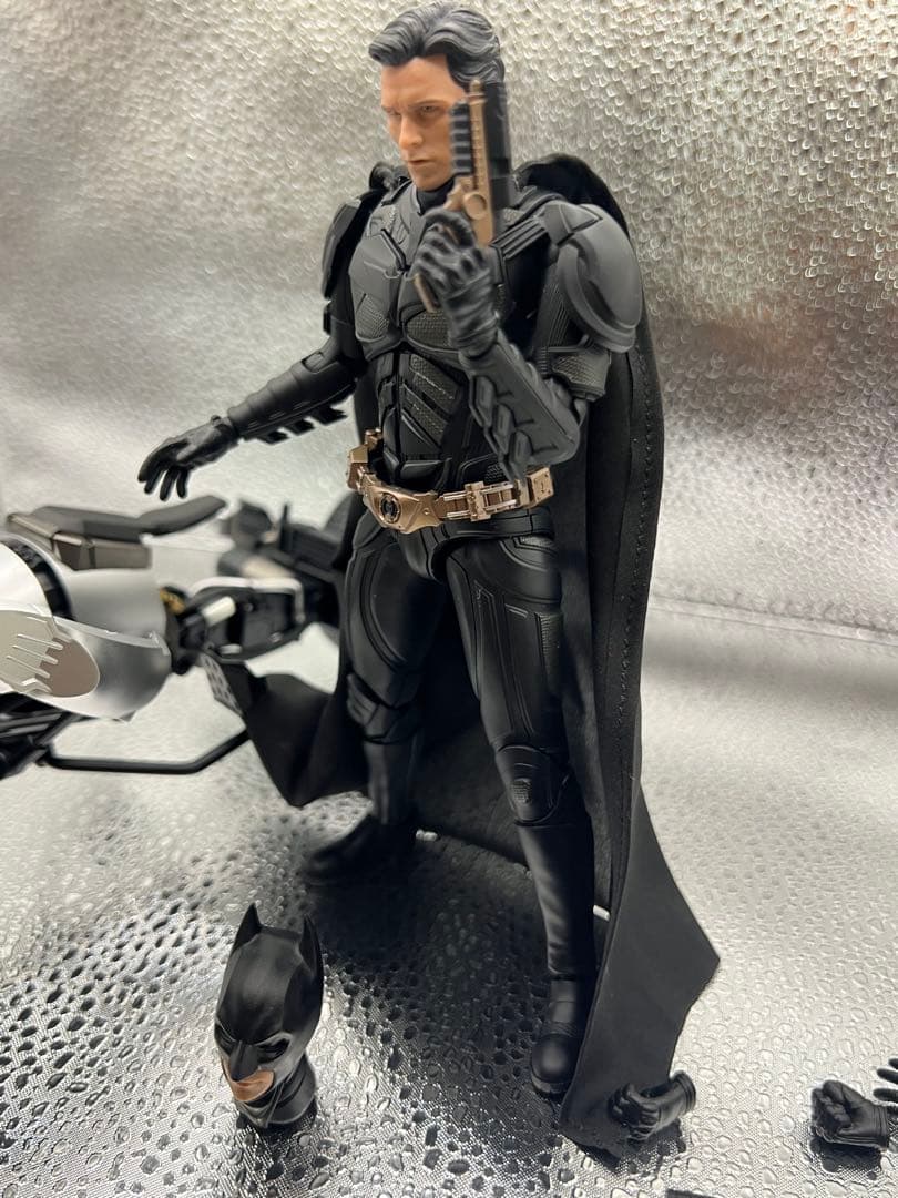 1/12 バットモービル とバットマンフィギュアキットの完成品(LED電飾)