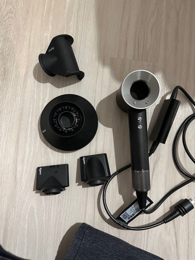 ヘアドライヤー Dyson Supersonic Ionic HD08 ULF BBN