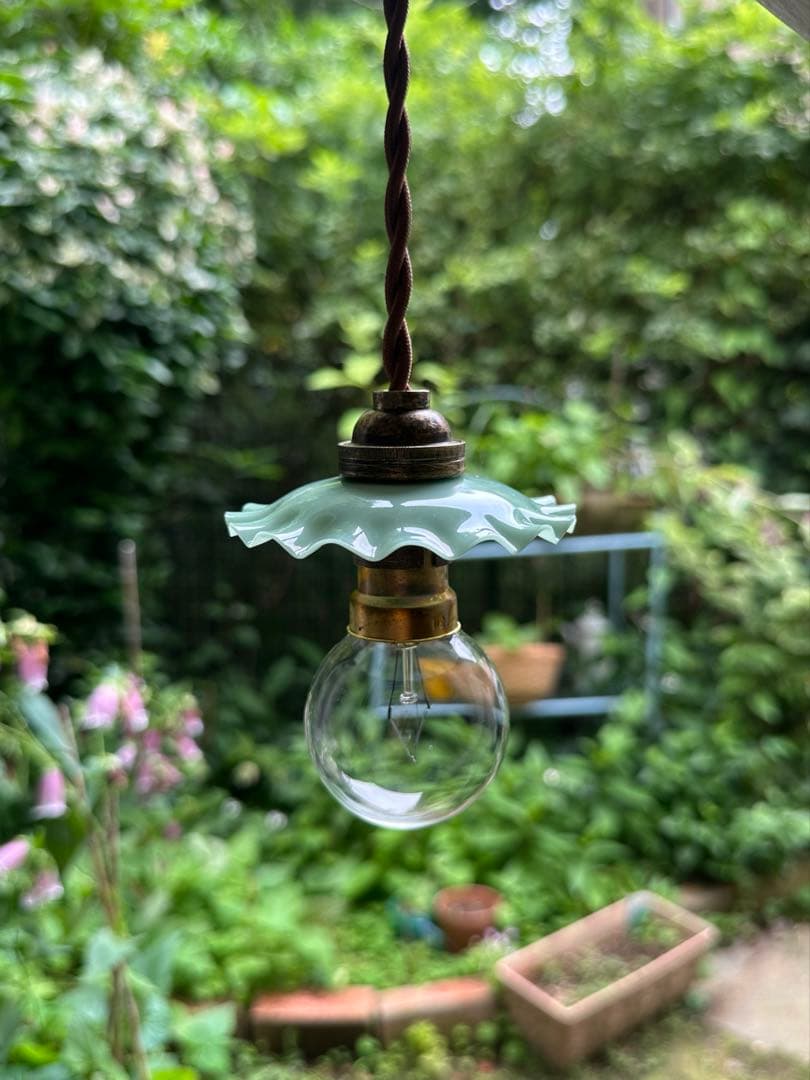 20年代 フランス アンティーク 希少なオパリン・グリーンの可愛いアトリエランプ