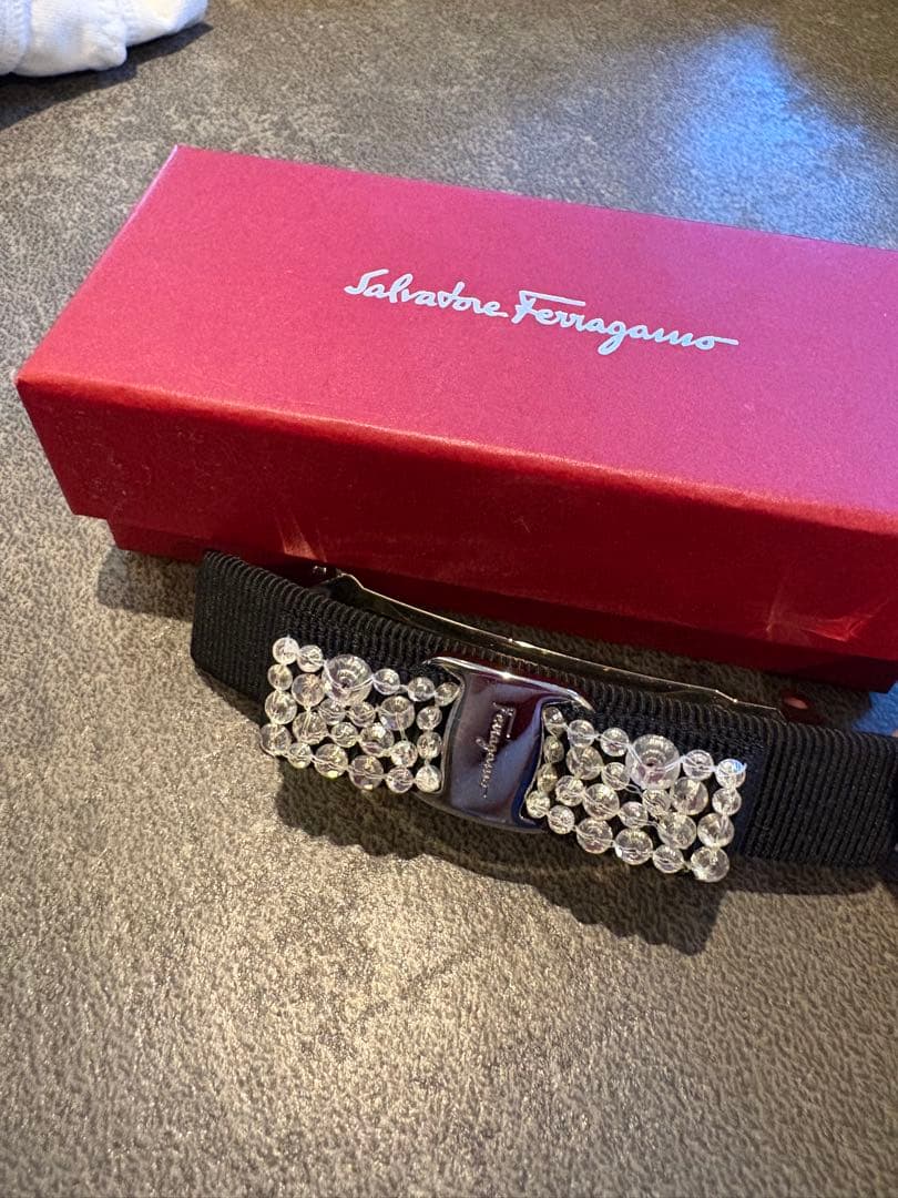フェラガモ　バレッタ