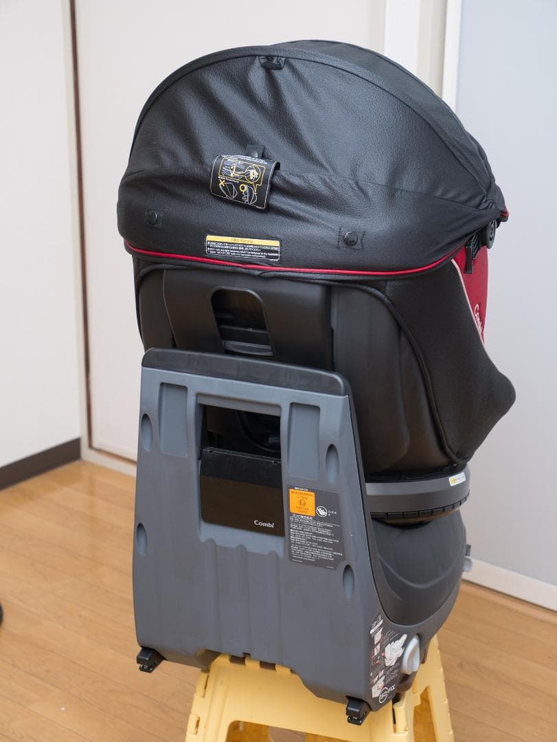 ほぼ未使用 コンビ クルムーヴ ISOFIX エッグショック PJ ブラック