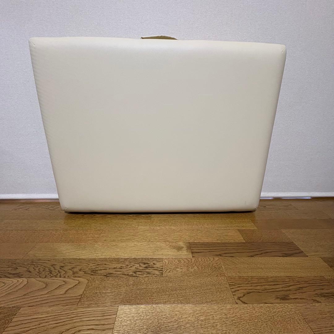 軽量 折りたたみ マッサージベッド