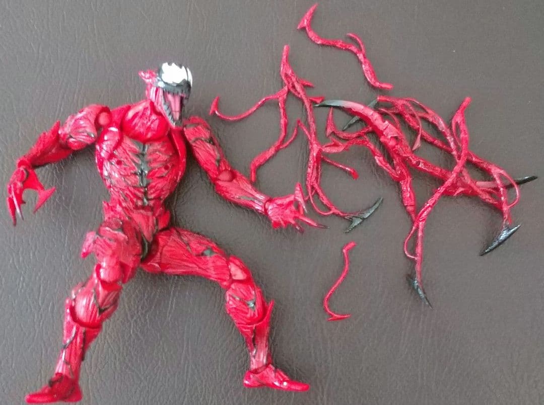 リボルテック カーネイジ 画像のもののみです