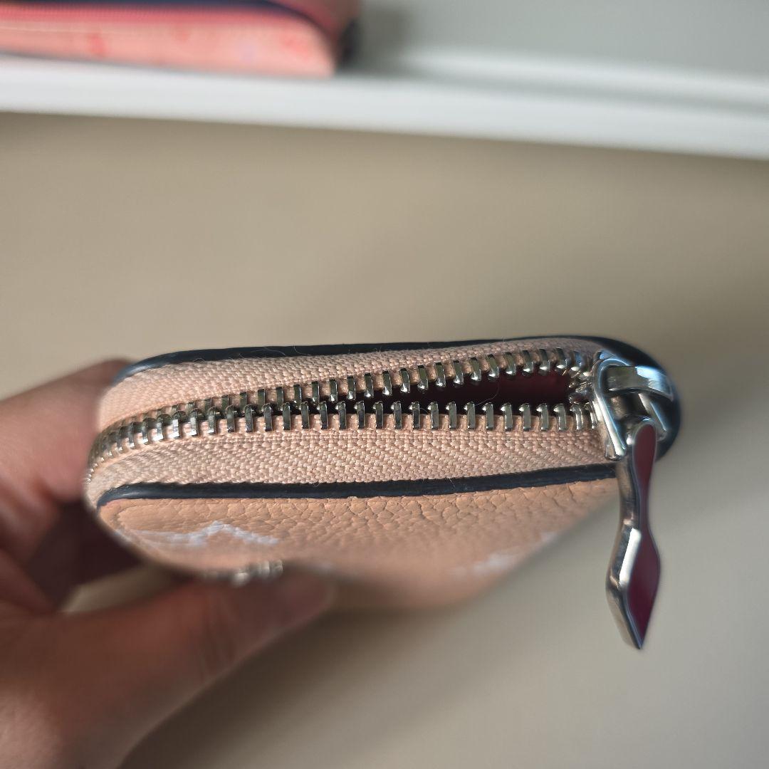 『引っ越しセール』ルブタン　ケース、カードケース