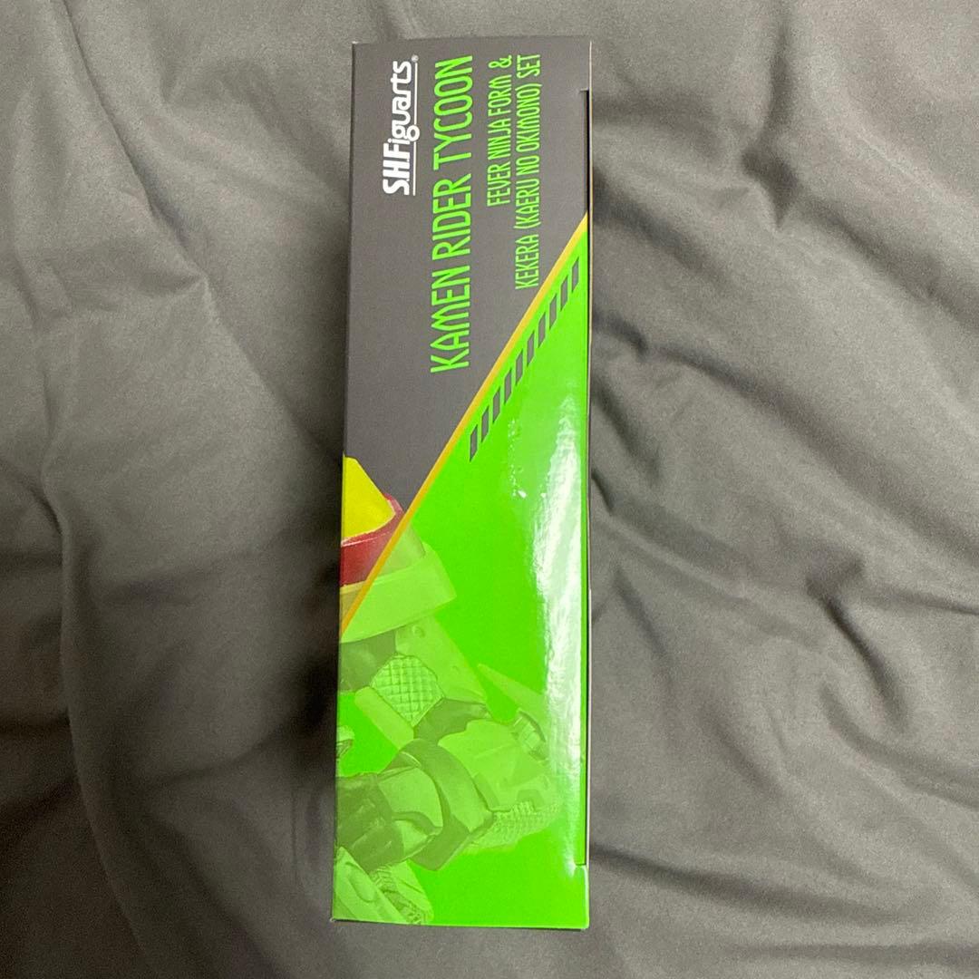 S.H.Figuarts仮面ライダータイクーンフィーバーニンジャフォーム＆ケケラ