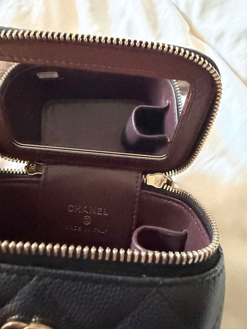 シャネル マトラッセ キャビアスキン チェーンショルダーバッグ バニティ