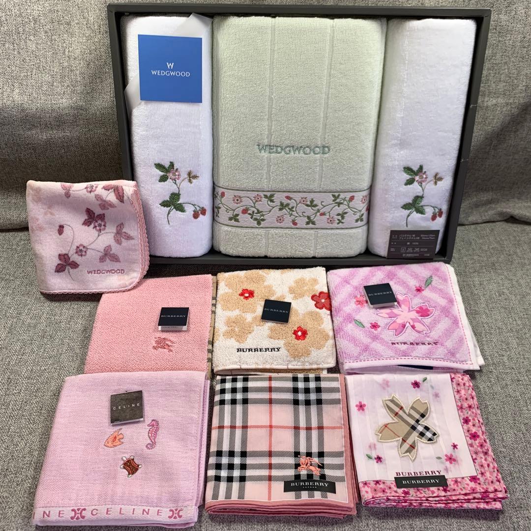 バーバリー　セリーヌ　ハンドタオル　ピンク系　ウェッジウッド　タオルセット