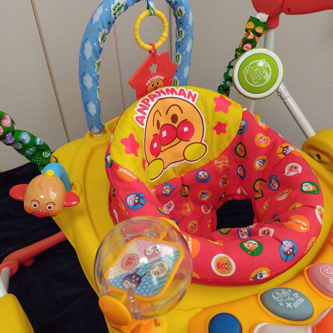 元気いっぱい！アンパンマンベビージャンパー