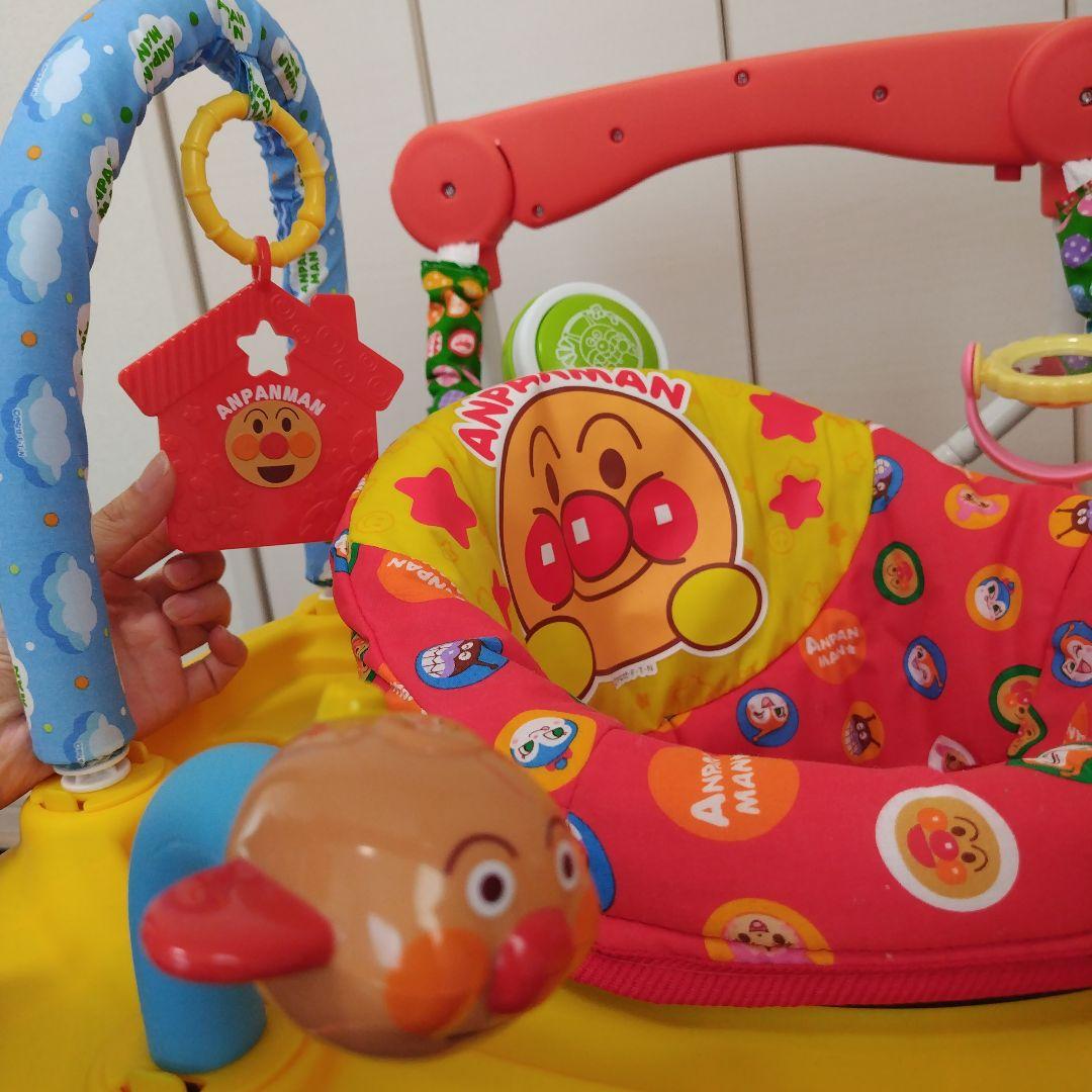 元気いっぱい！アンパンマンベビージャンパー