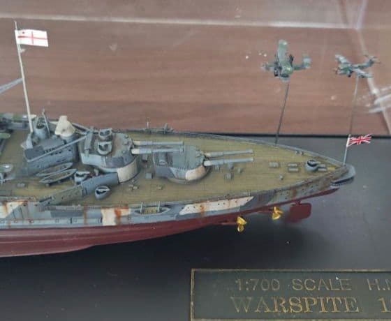 トランペッター 1/700 イギリス海軍 戦艦 ウォースパイト