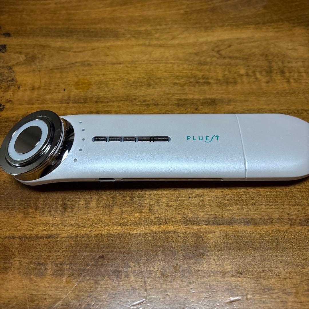 PLUEA 美顔器 ホワイト
