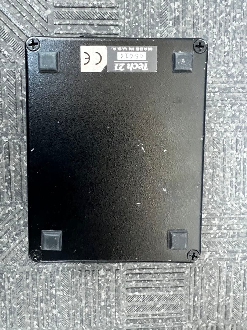 【人気機種】TRI-O.D. TECH21 ギター用