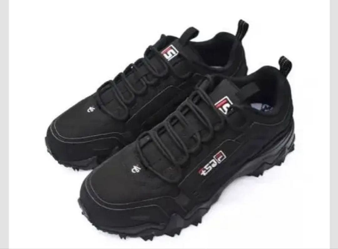 そらる FILA スニーカー