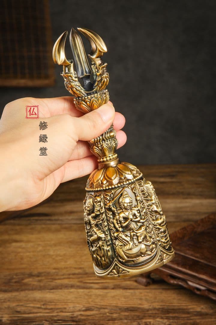 【修縁堂】密教法具 菊壇灯 寺院用仏具 金剛降魔法器仏具