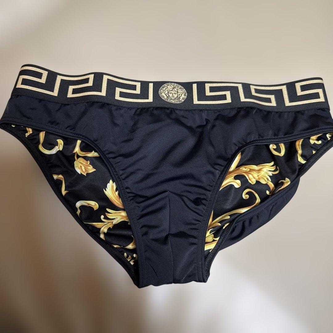 ゆき1968　VERSACE バロック柄 水着サイズ5