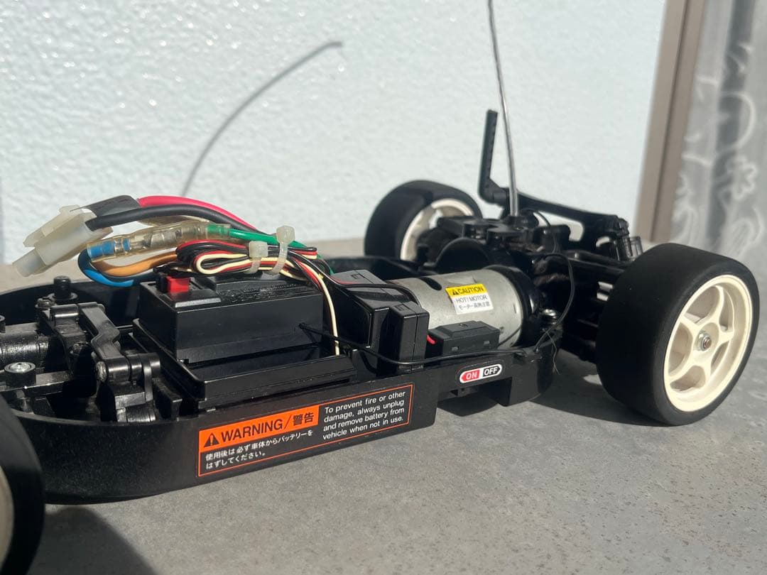 【ジャンク】1/10RC カルソニック IMPUL Z 電動ラジコン