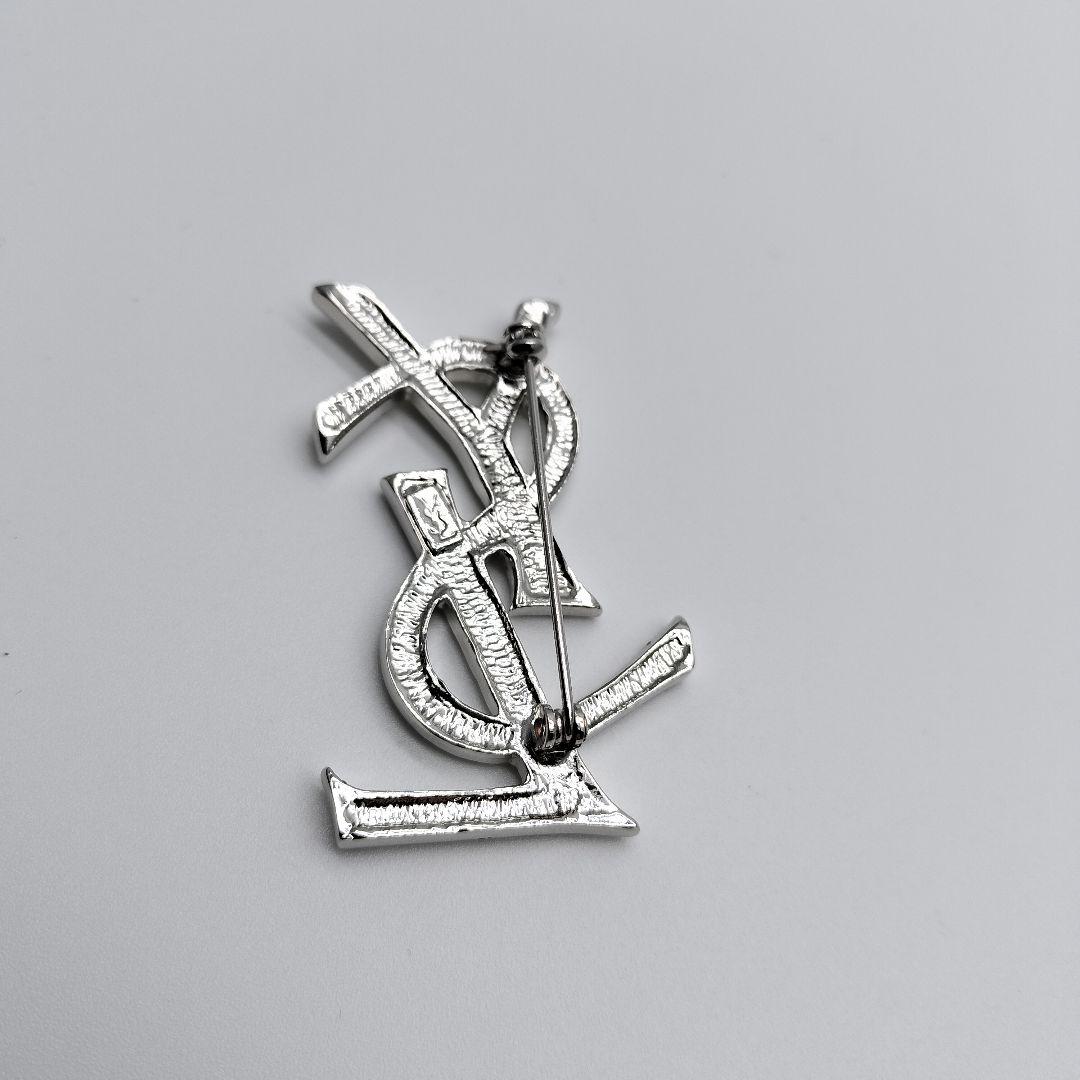 サンローラン YSL ロゴ ブローチ 銀 シルバー