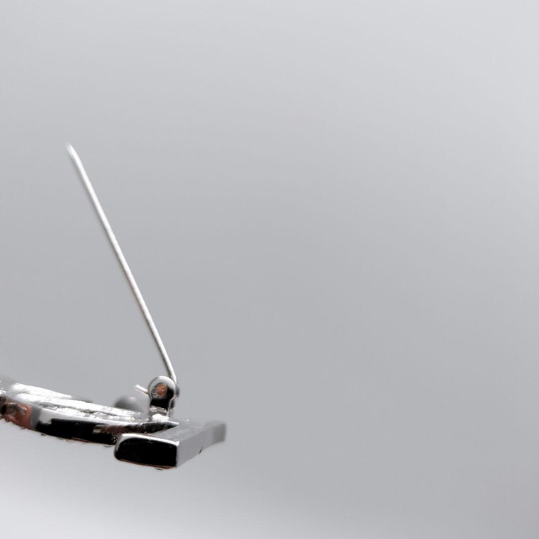 サンローラン YSL ロゴ ブローチ 銀 シルバー