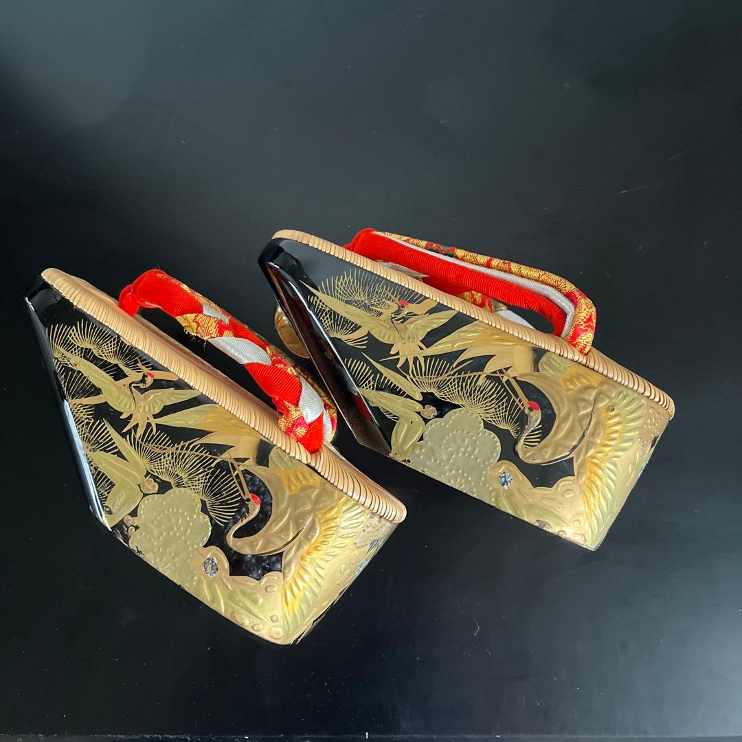 七五三　高級黒地塗り　ぽっくり　鈴付き