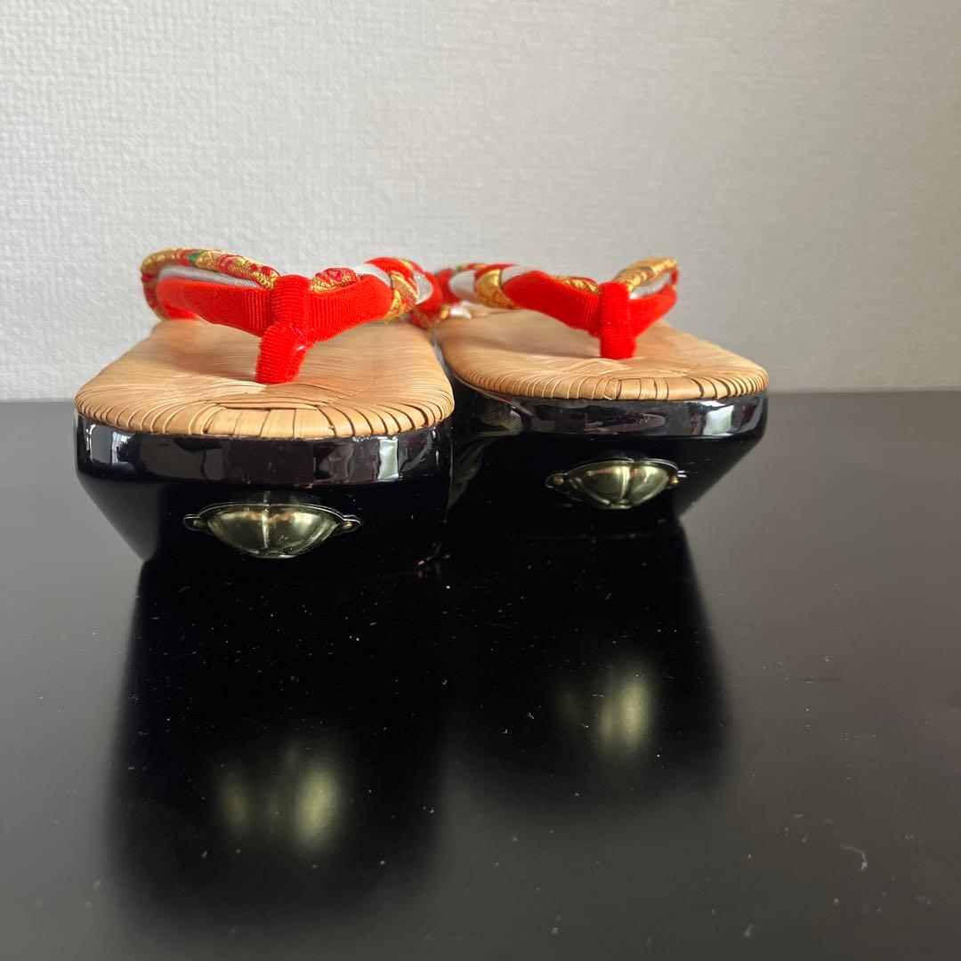 七五三　高級黒地塗り　ぽっくり　鈴付き