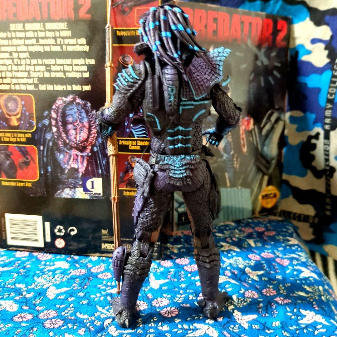 NECAシティハンタープレデターCLASSICビデオゲーム•アピアランス(中古)