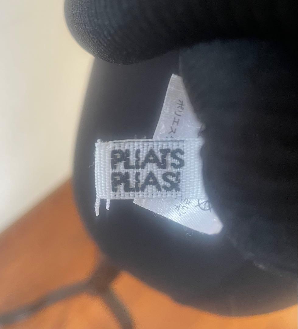 プリーツプリーズ　ミストハイネック定番　ブラック