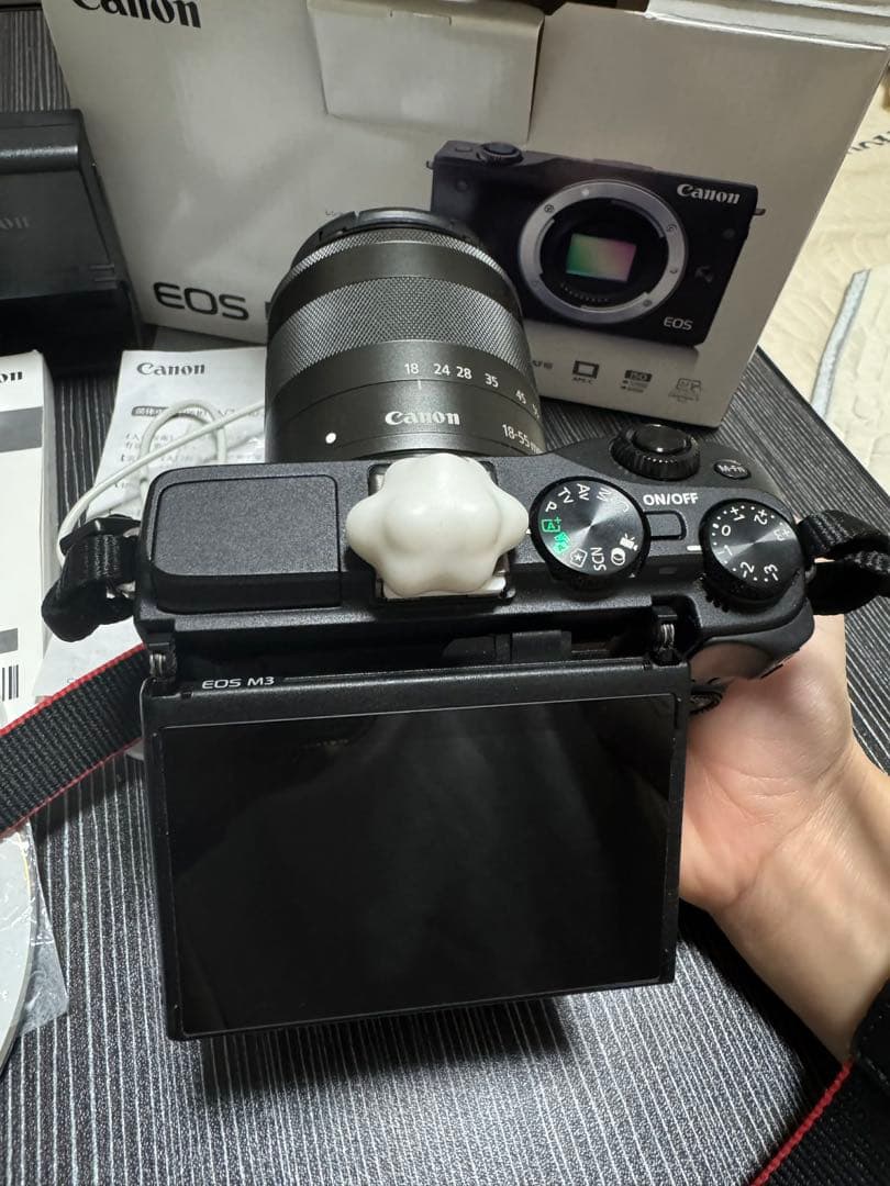 Canon EOS M3 ミラーレスカメラ 18-55mm