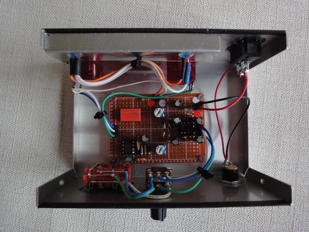 自作 ステレオVUメーター213号機（ＬＲ一体コンパクトタイプ）