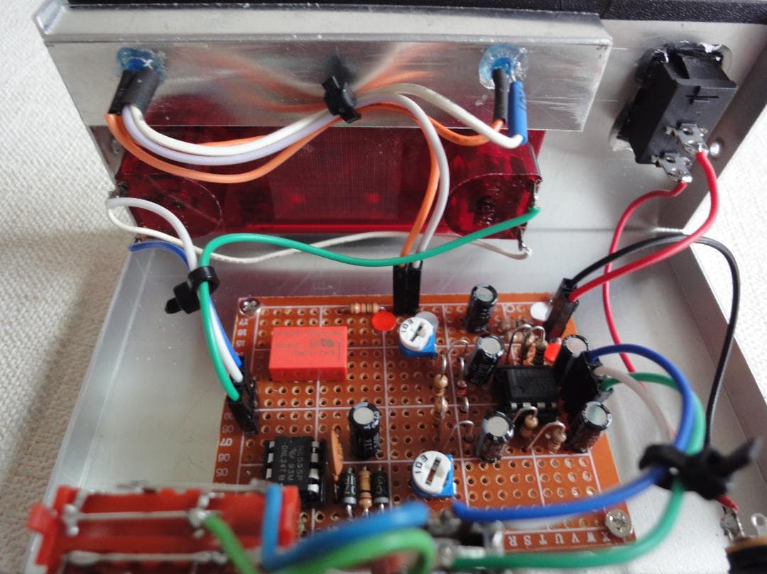 自作 ステレオVUメーター213号機（ＬＲ一体コンパクトタイプ）