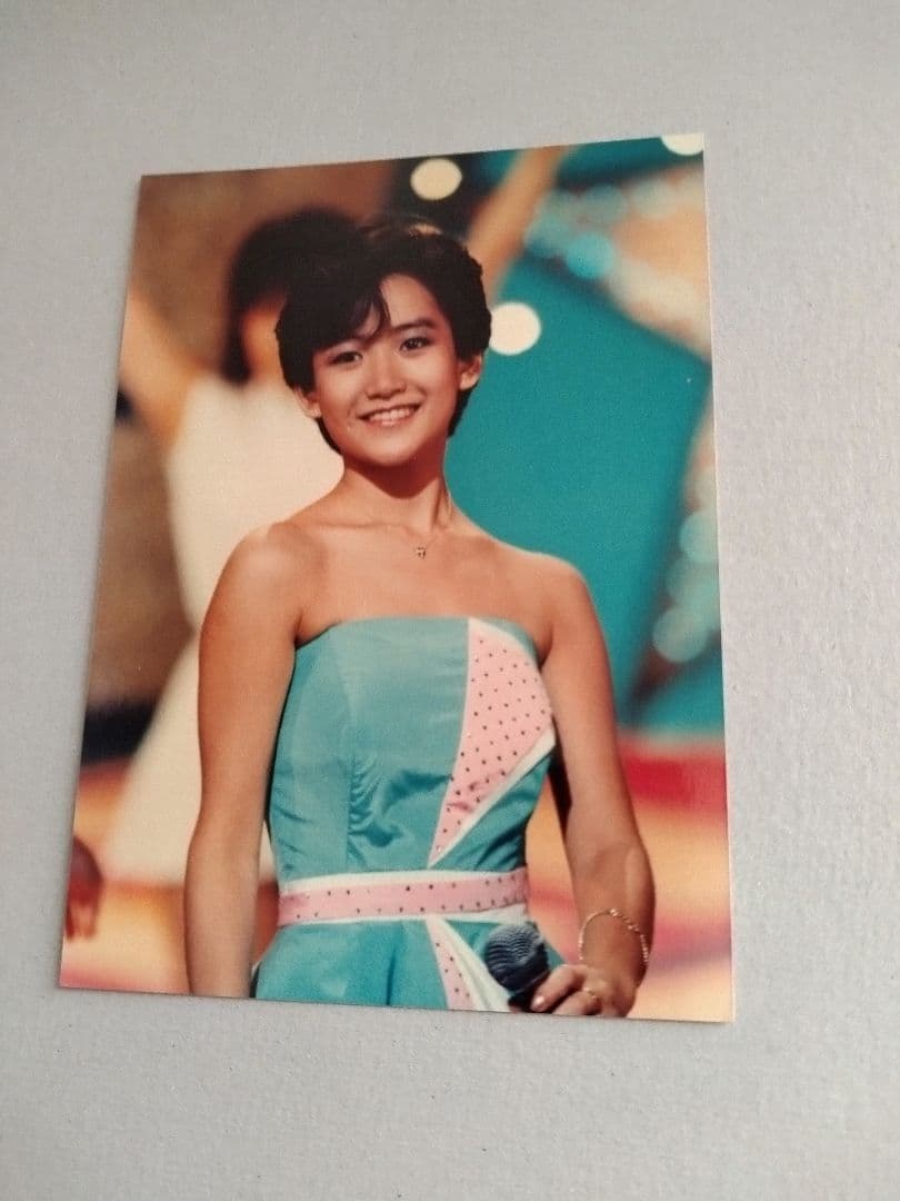 【生写真】1980年代アイドル 岡田有希子